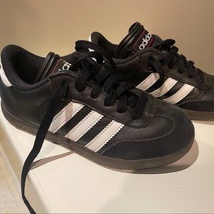 Adidas Samba Black Sneaker, Size 1, Like New - wore 3x❤️